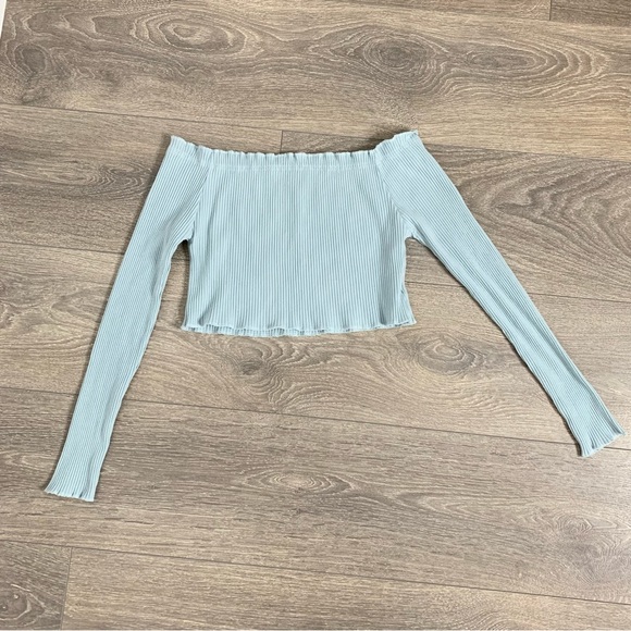 Shein Women’s Off The Shoulder Top Cropped Long Sleeves Pale Blue Size Medium - Picture 11 of 11